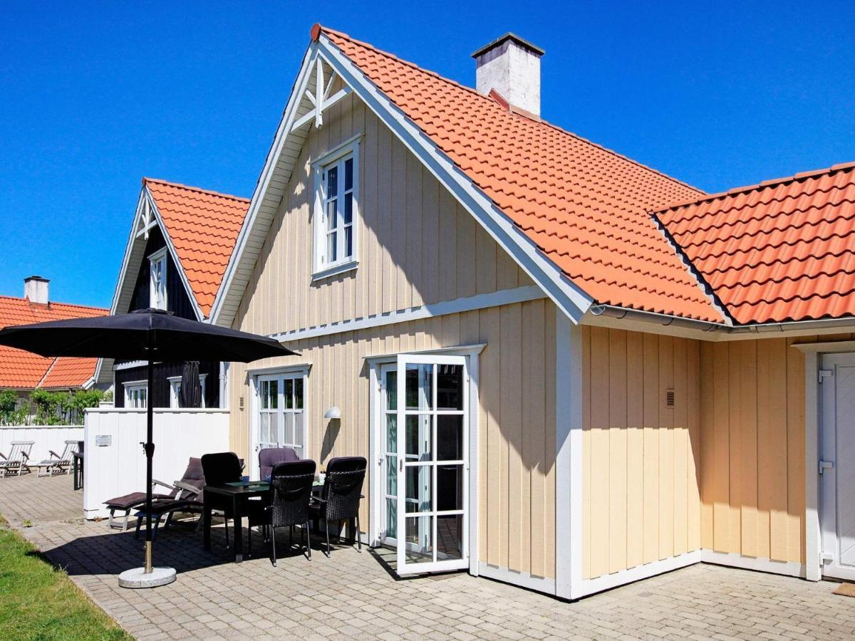 4 Person Holiday Home In Bl Vand Blåvand Eksteriør billede